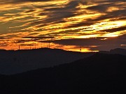 51 Luci e colori del tramonto verso il Linzone
